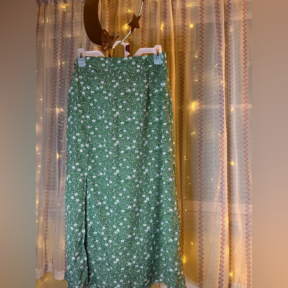 Spring skirt